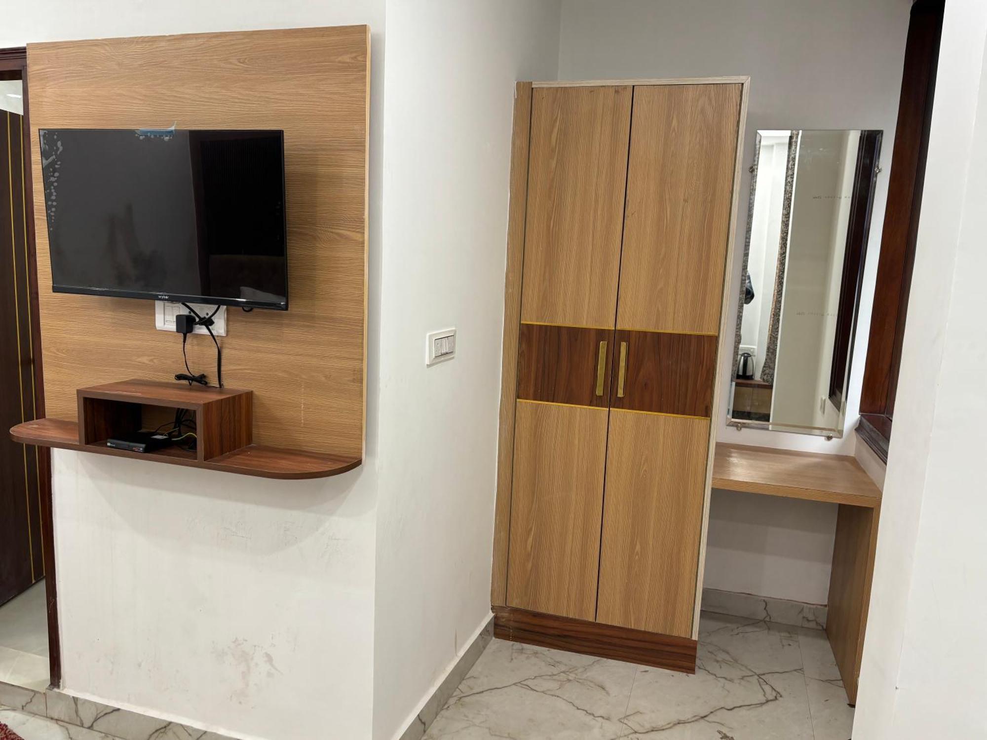 Hotel C G International 2 Minuit Walkable New Delhi Railway Station & Connaught Palace ניו דלהי מראה חיצוני תמונה