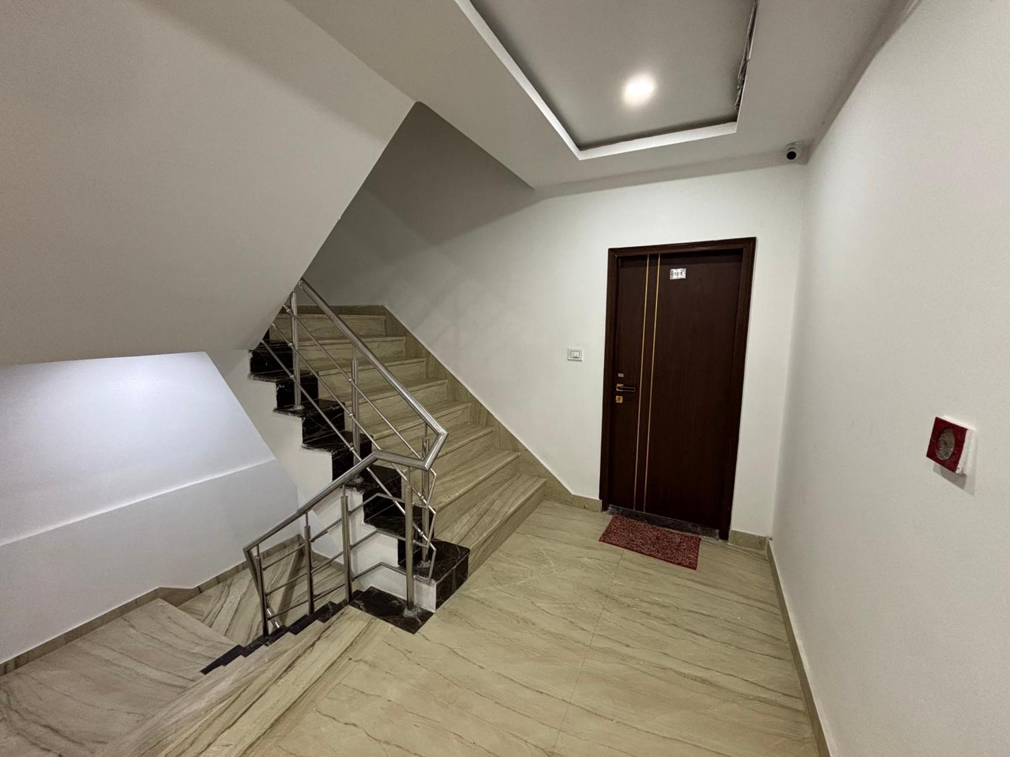Hotel C G International 2 Minuit Walkable New Delhi Railway Station & Connaught Palace ניו דלהי מראה חיצוני תמונה